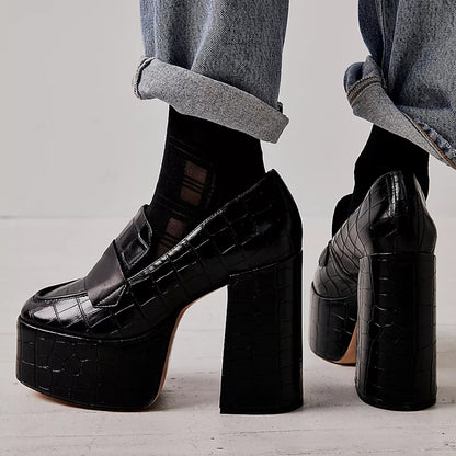 Stylish Square Toe Embossed Detail Platform Loafers in Black