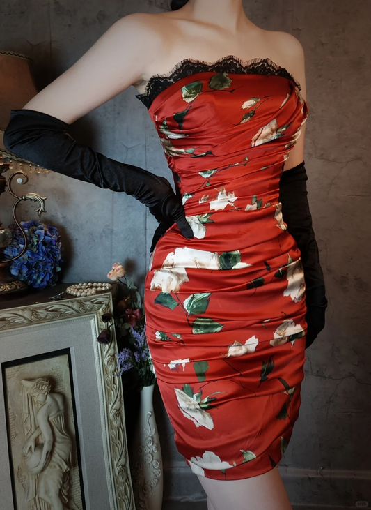 Vintage Red Floral Design Satin Strapless Romantic A-line Short Homecoming Dress TP4028