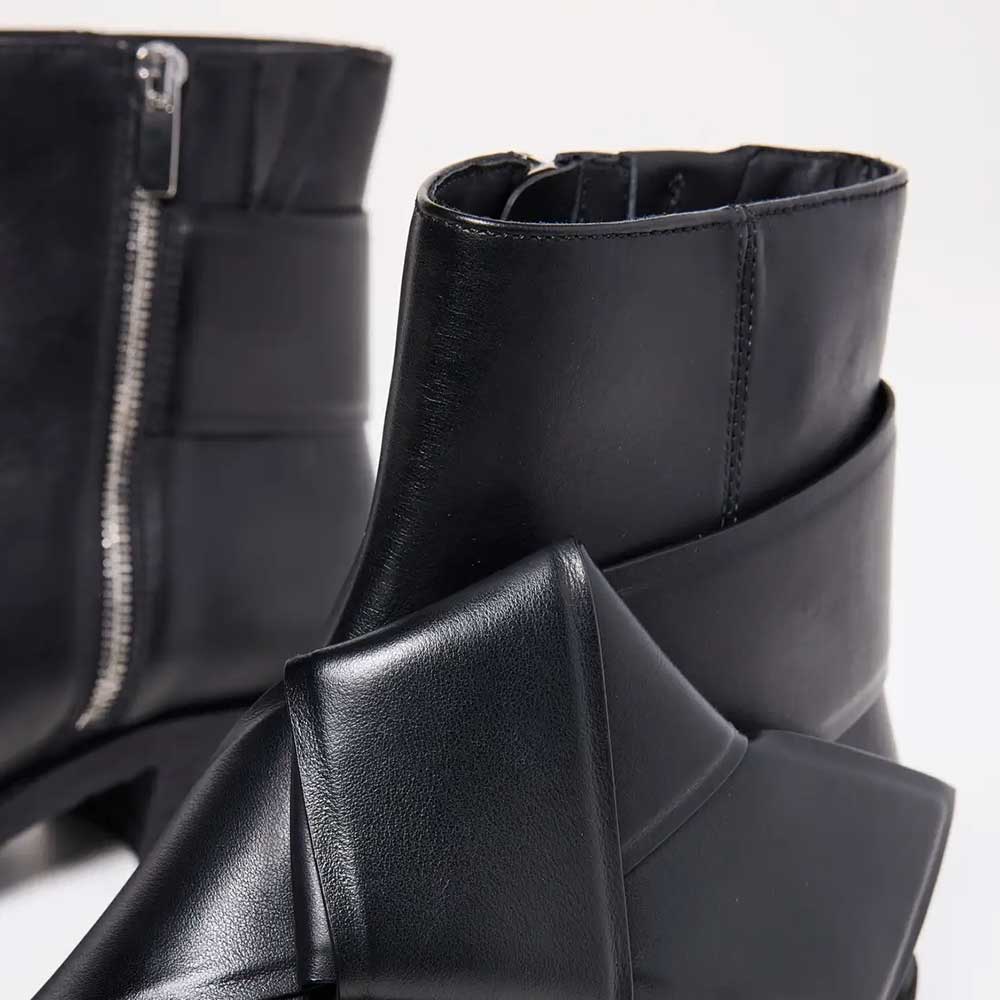 Black Square Toe Side-Zipper Ankle Boots with Front Twisted Knot