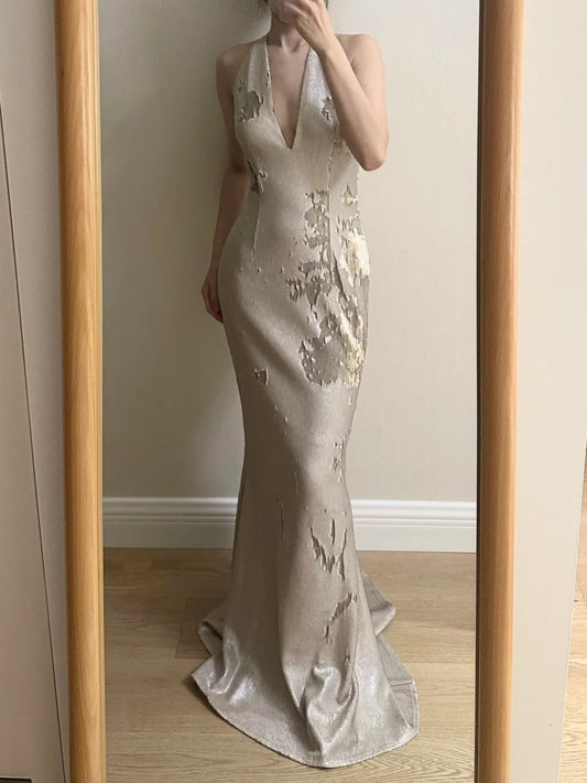 Elegant Mermaid Halter Neck Deep V-Neck Sequined Long Prom Dress Evening Dress P4255