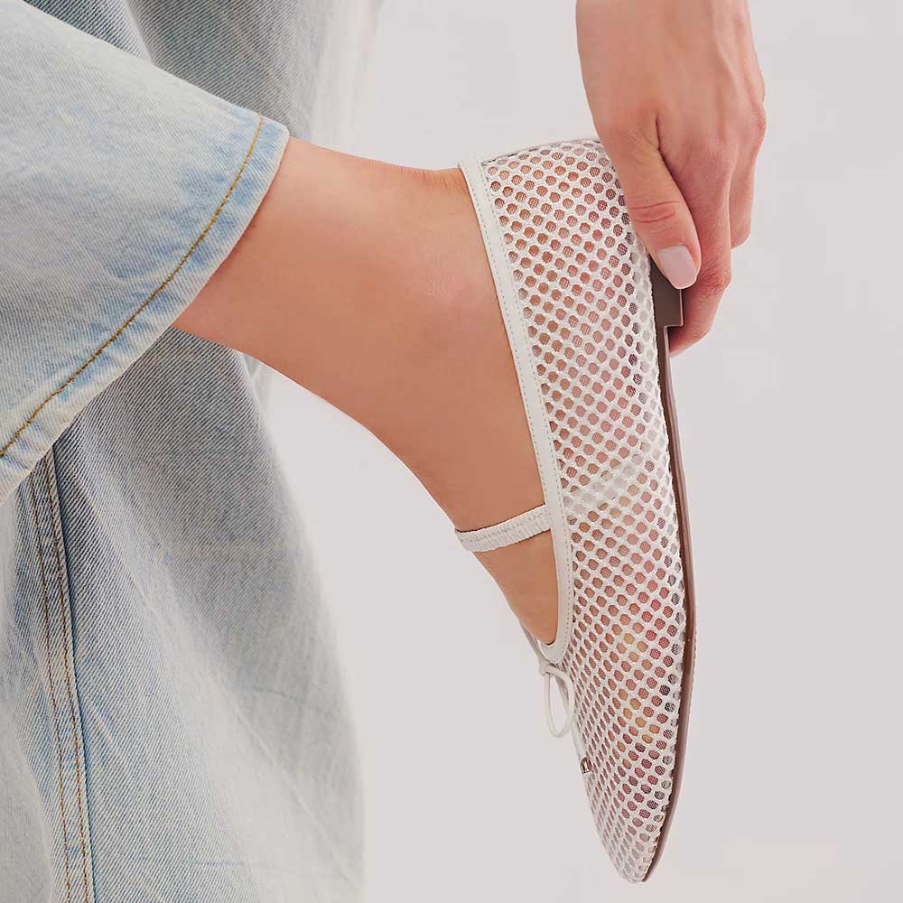 White Mesh Sophisticated Buckle Strap Comfy Ballet Flats for Women