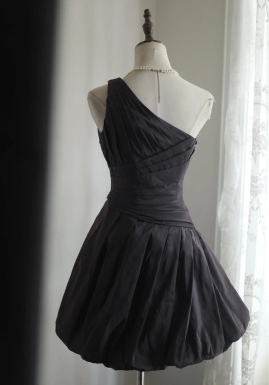 A Line Black One Shoulder Vintage Homecoming Dresses Short Prom Dress Short Party Dress    cg25926