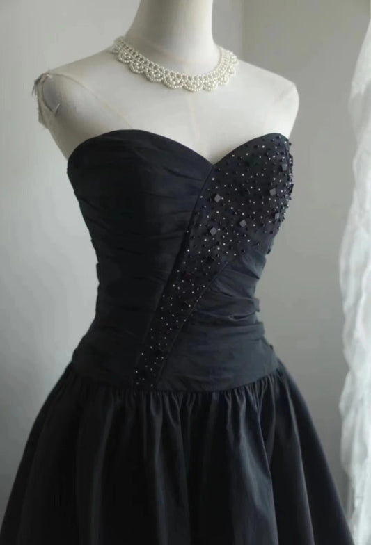 Vintage Black Sweetheart Beading Design A-line Strapless Party Dresses Homecoming Dresses, TP3802
