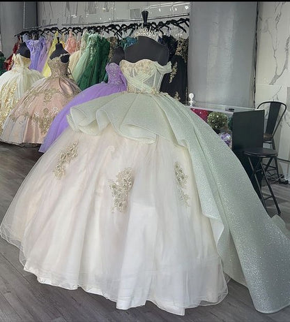 Elegant Shiny Embroidery Sweet 16 Quinceanera A-Line Floor-length Prom Dress Birthday Dress Evening Dress Ball Gown TP4422