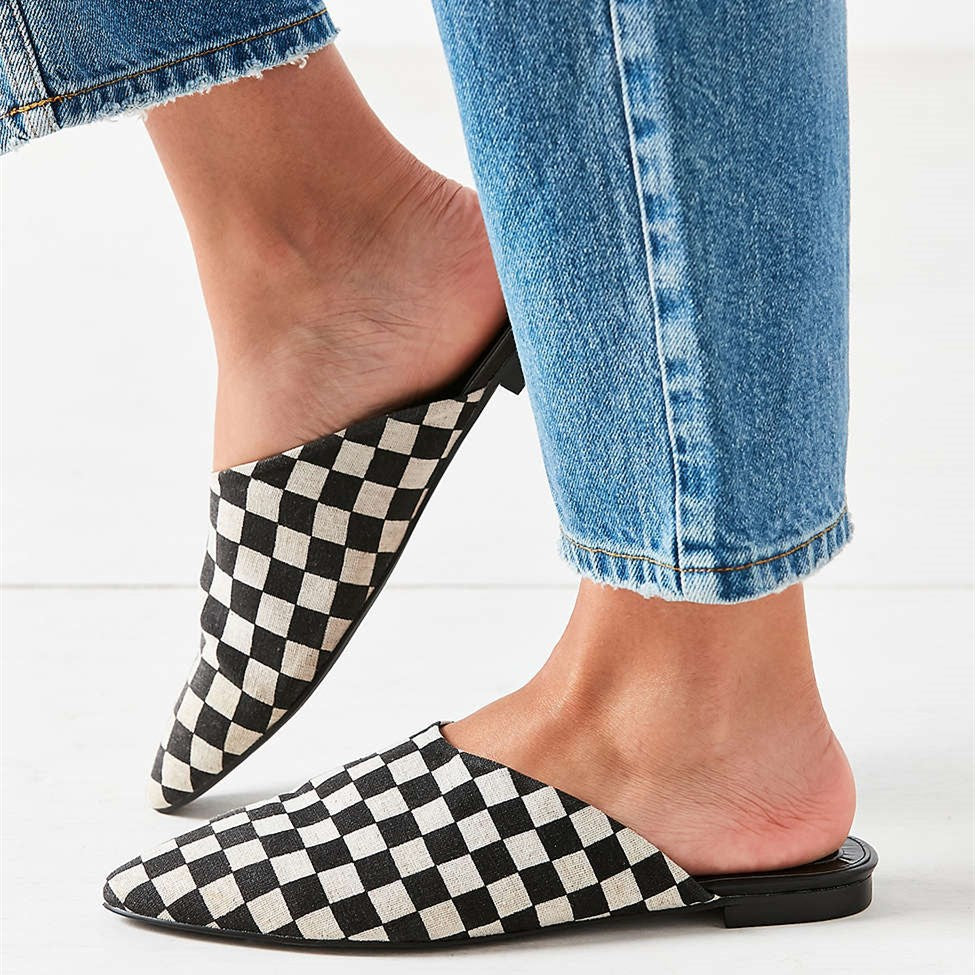 Women's Black and White Plaid Mules Comfortable Flats