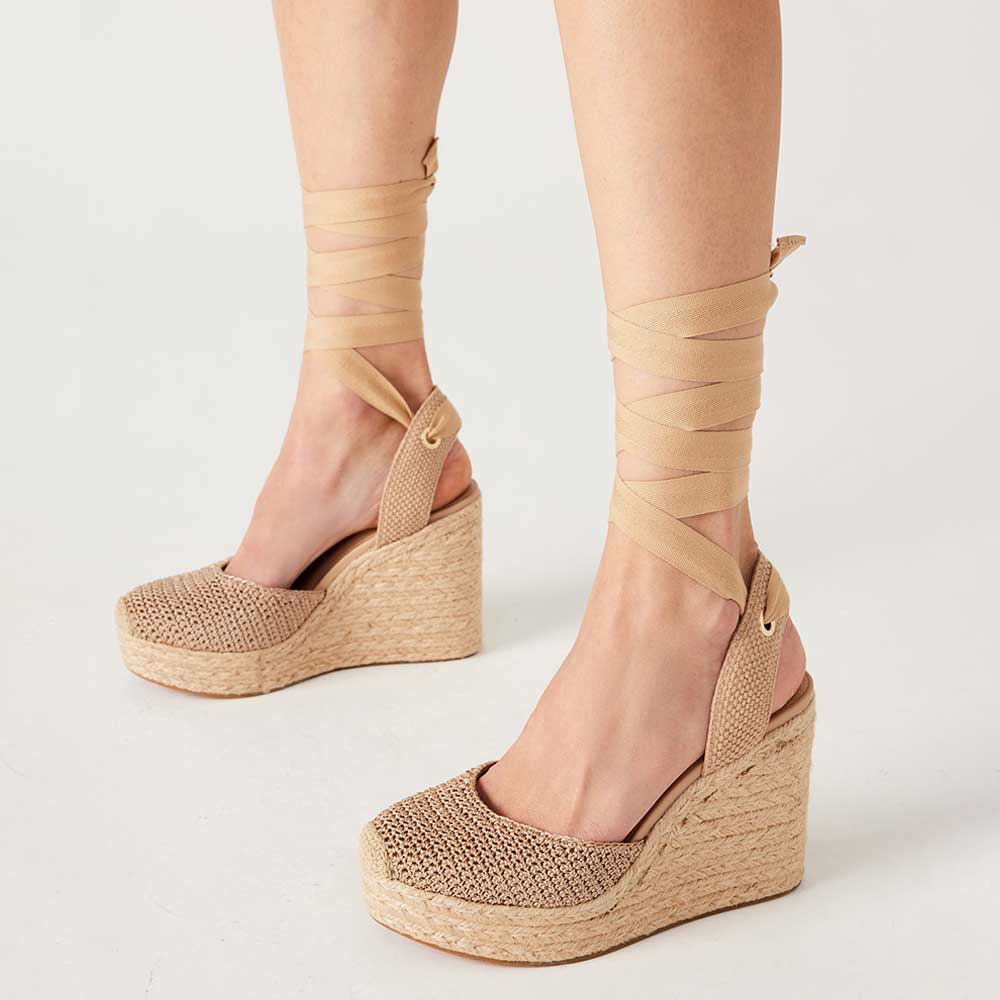 Brown Woven Pointed Toe 5'' Wedge Heel Lace-Up Platform Pumps