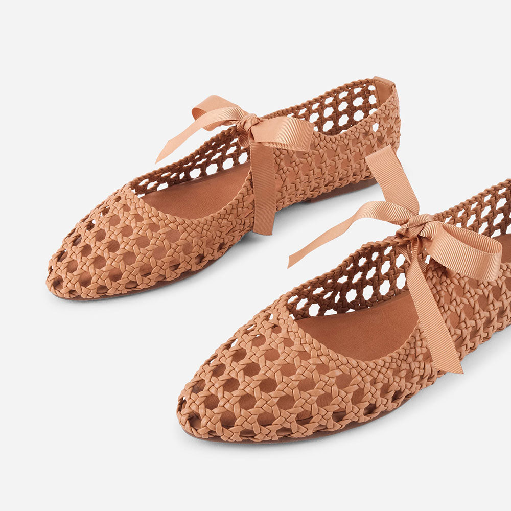 Tan Vegan Leather Cut-Out Closed-Toe Woven Flat Shoes Women
