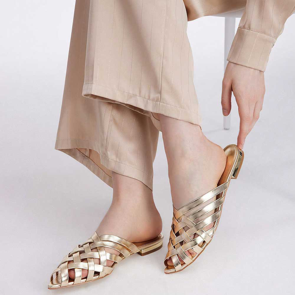 Metallic Finish Woven Pointed Toe Flat Gold Mules for Women