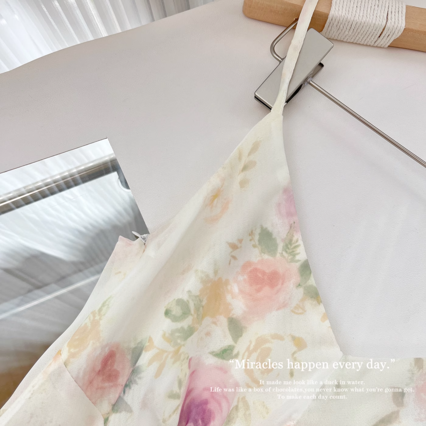 Vintage Fashion Chiffon Floral Printed Design A-line Beach Holiday Vest Dress TP3387