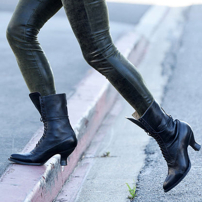 Vintage Lace-Up Almond Toe Spool Heel Mid Calf Boots in Black