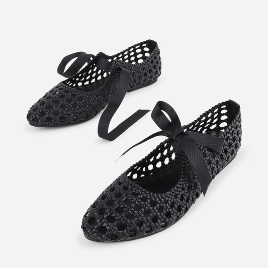 Black Woven Cut-Out Closed-Toe Lace-Up Casual Ballet Flats