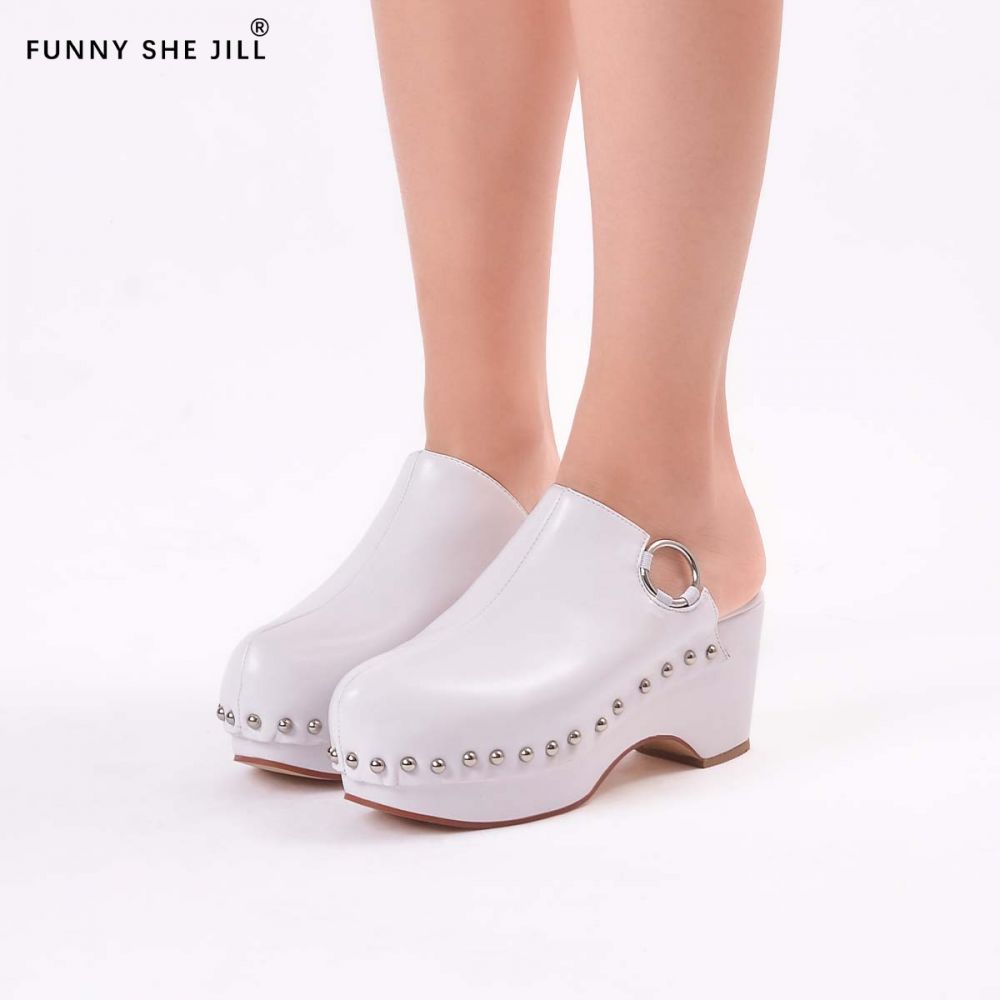 White Round Toe Clogs Chunky Heel Platform Mules with Studs