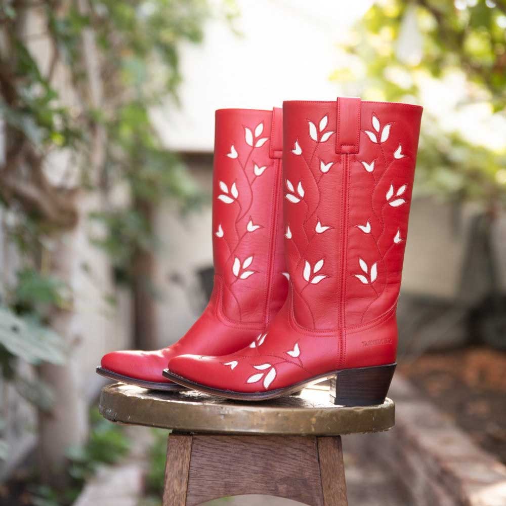 Red Pointy Toe Stitched Leaf Decor Chunky Heel Mid Calf Boots