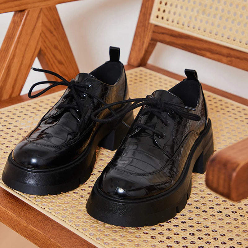 Black Croco Embossed Lug Sole Lace Up Women's Oxfords