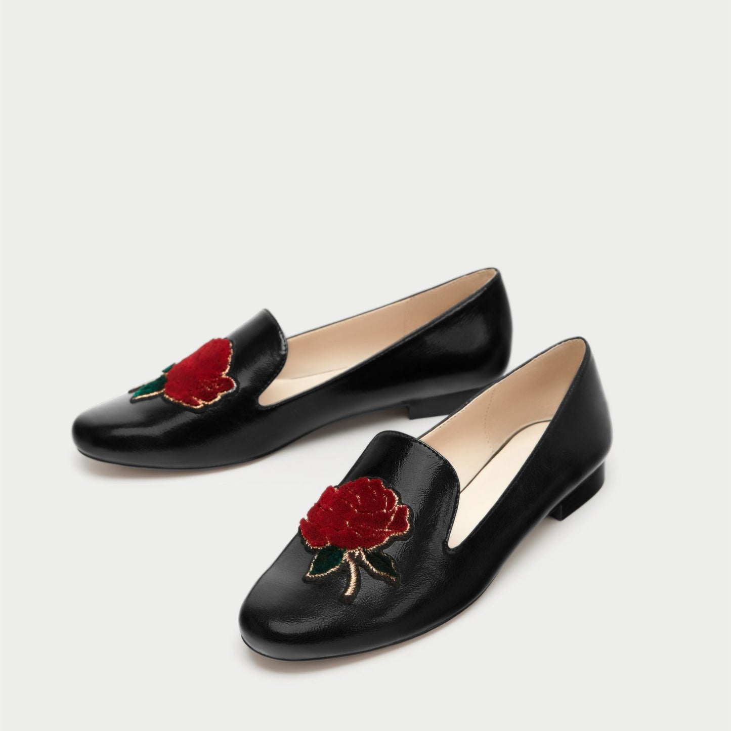 Black Round Toe Flower Embroidered Flats Loafer Shoes for Women