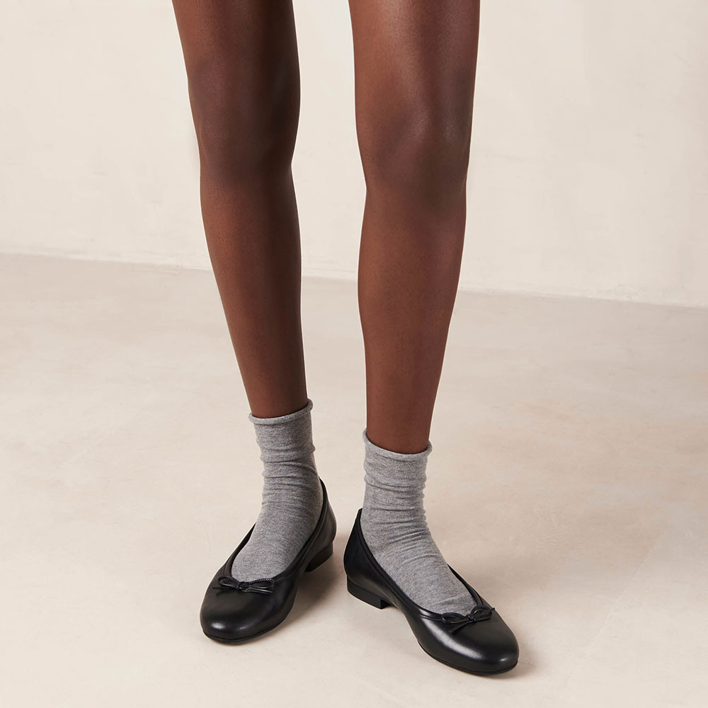 Black Vegan Leather Round Toe Slip-On Ballet Flats with Bow