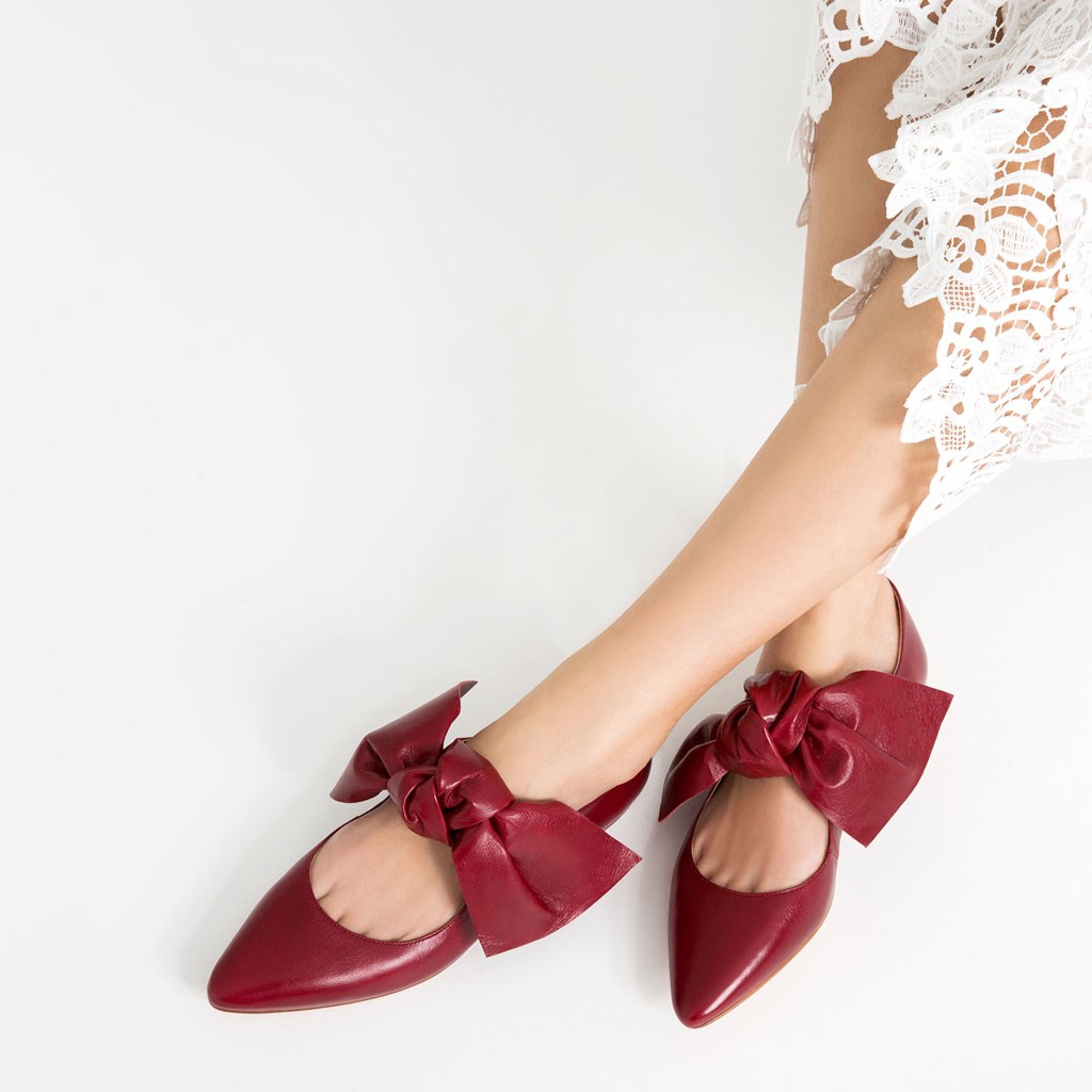 Women's Red Oversized Bow Pointed Toe Comfortable Flats Shoes