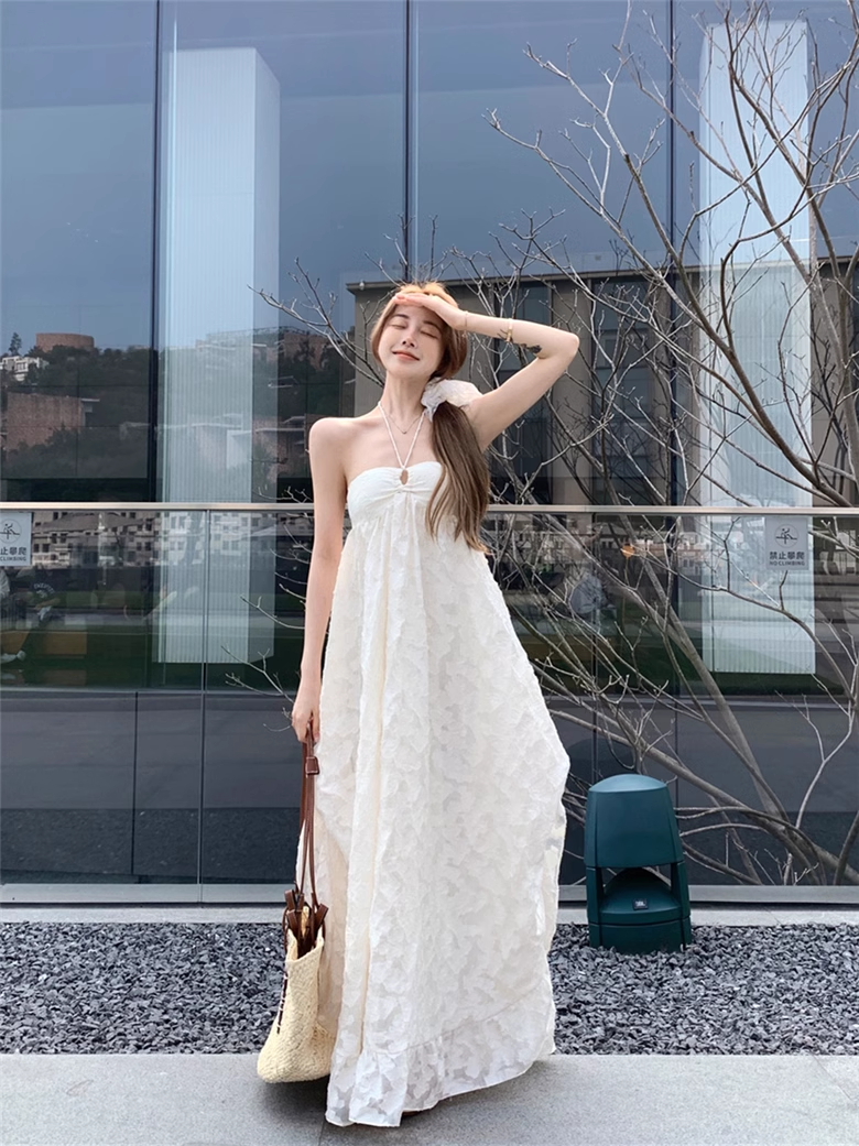 New Fashion Beige Design Beach Holiday A-line Halter Dress TP3310