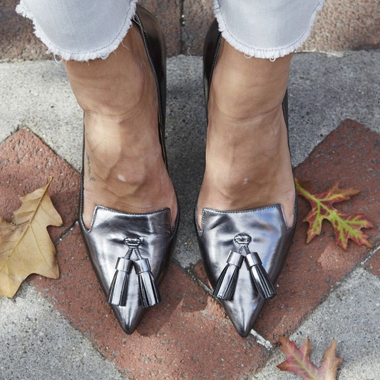 Women's Elegant Pointed Toe Stiletto Heel Pumps Shoes with Tassels