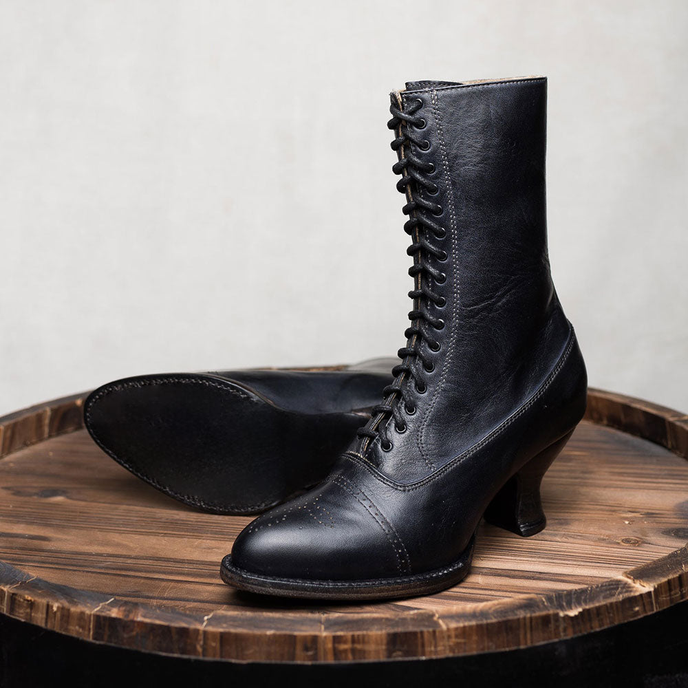 Vintage Lace-Up Almond Toe Spool Heel Mid Calf Boots in Black