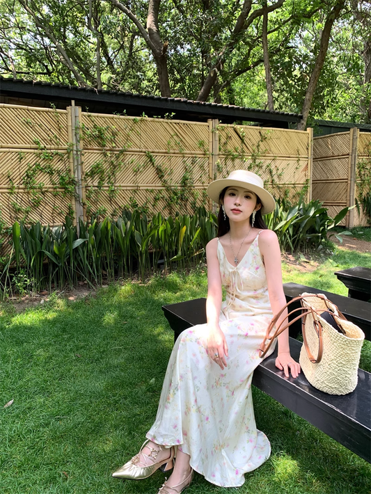 Retro Fashion Floral Design Beach Holiday A-line Spaghetti Strap Dress TP3375