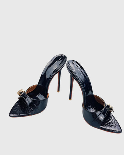 Aliya Lock Slippers In Black