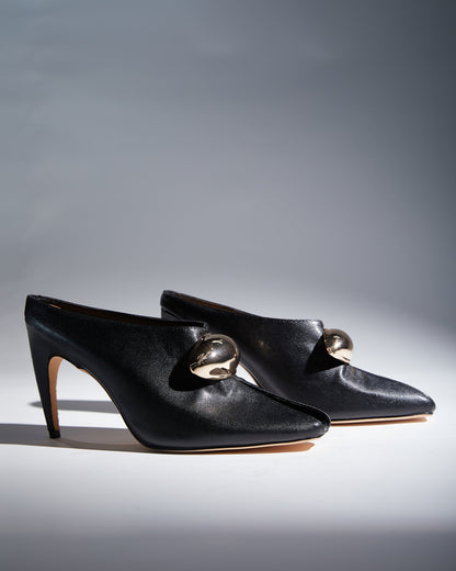 Aria Hardware Buckle Fish Mouth Leather Mules