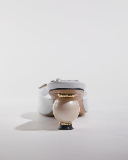 Bonnie Pearl Flower Slippers In White