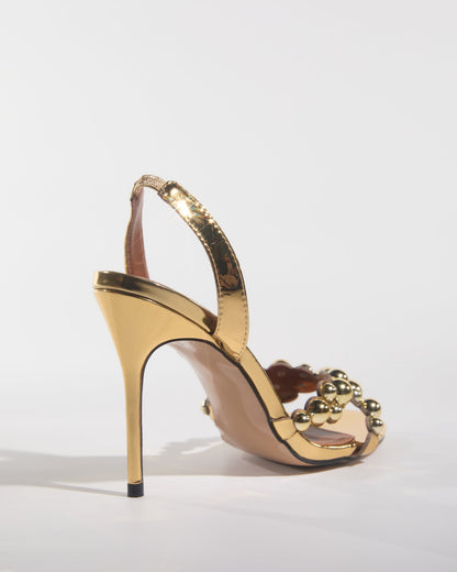Cameo Beads Sandals In Gold