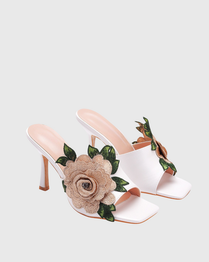 Clio Embroidery Flower Slippers In White