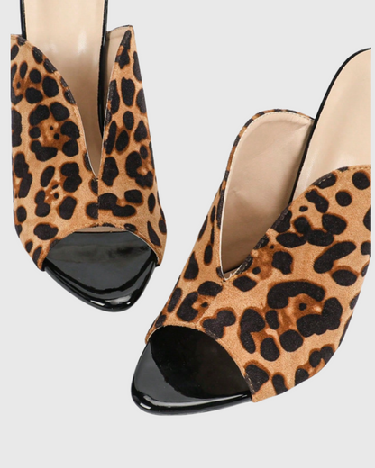Daichi Leopard print Slippers