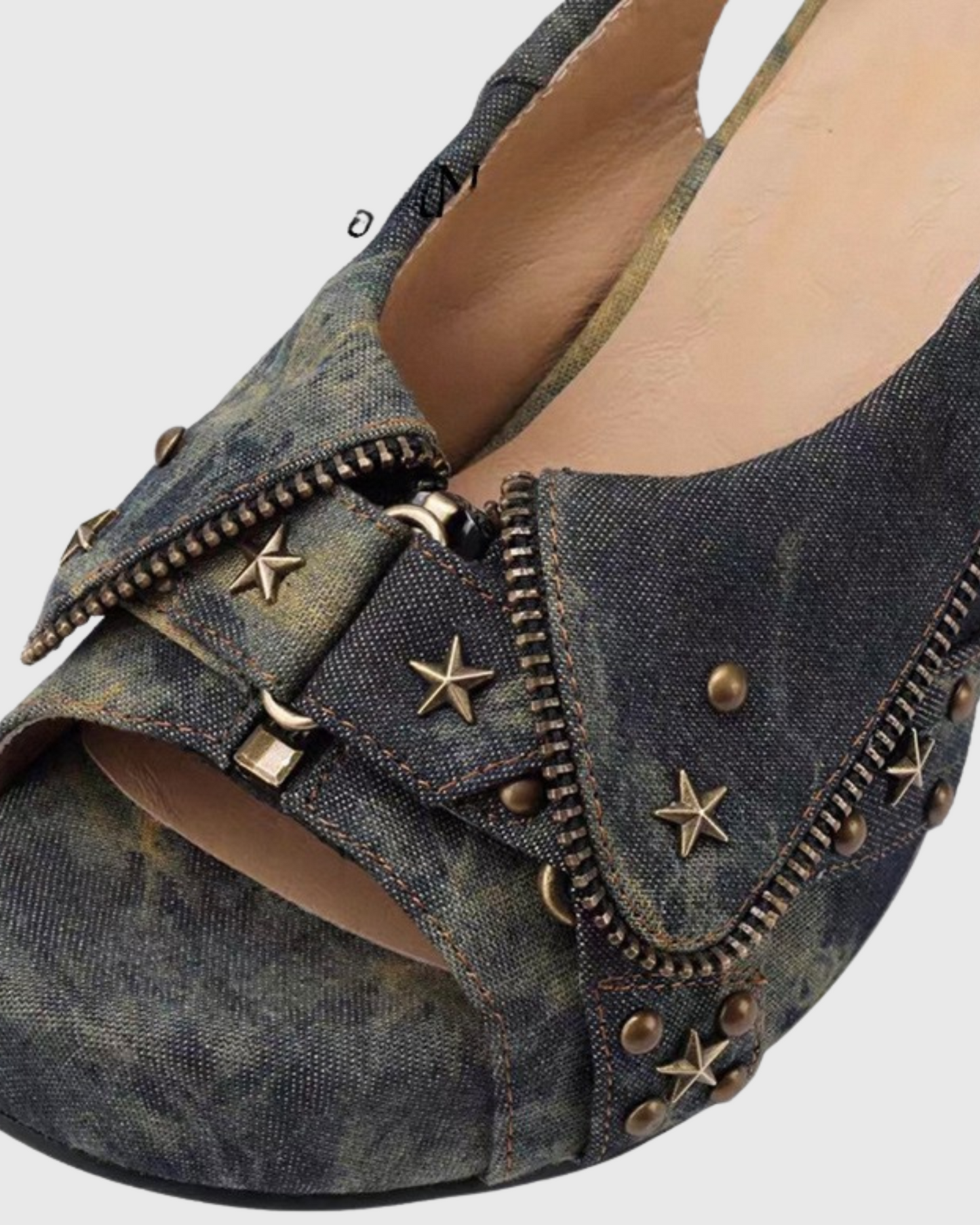 Daigo Rivet Deconstruct Sandals