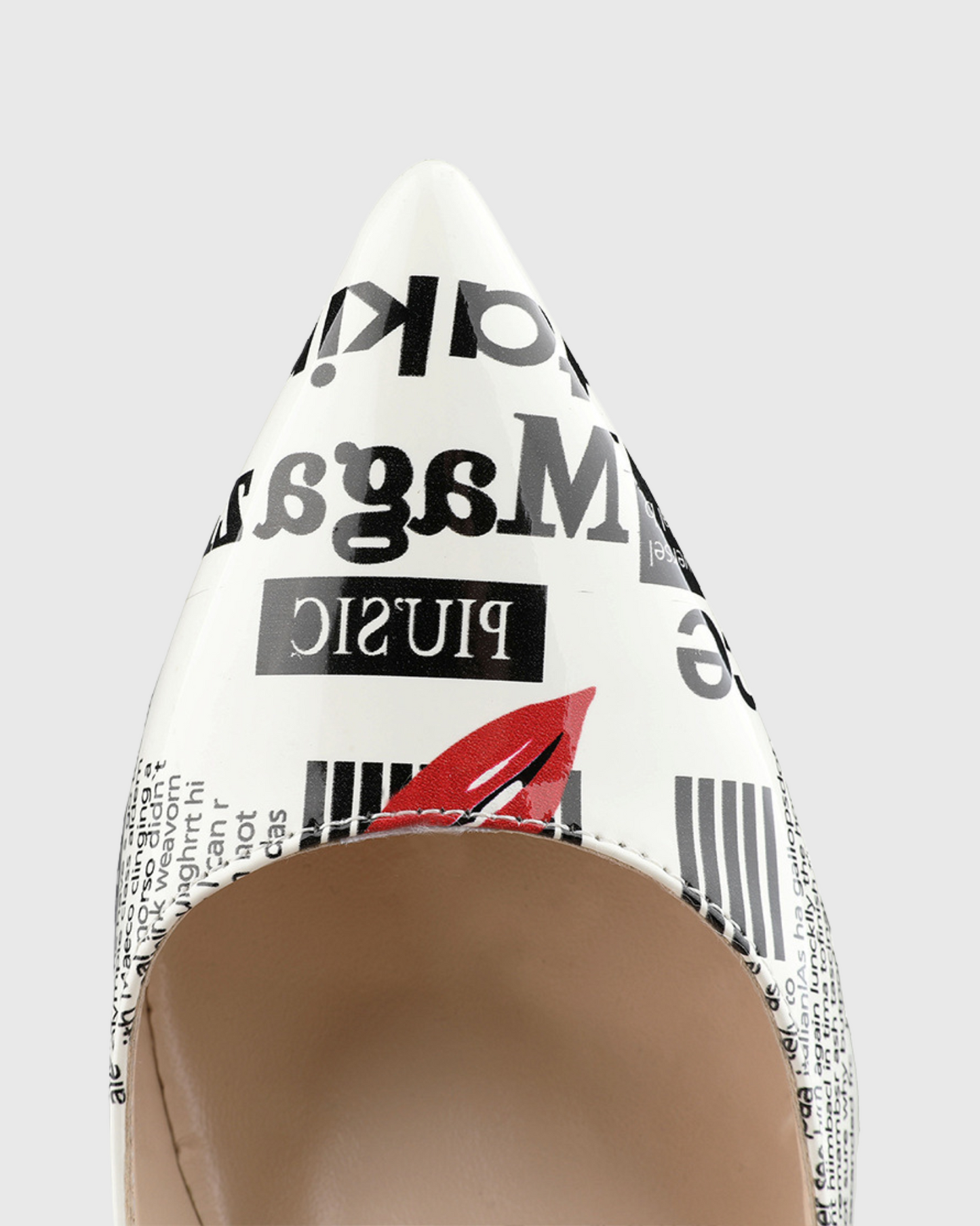 Darrin Newspaper Print Pumps