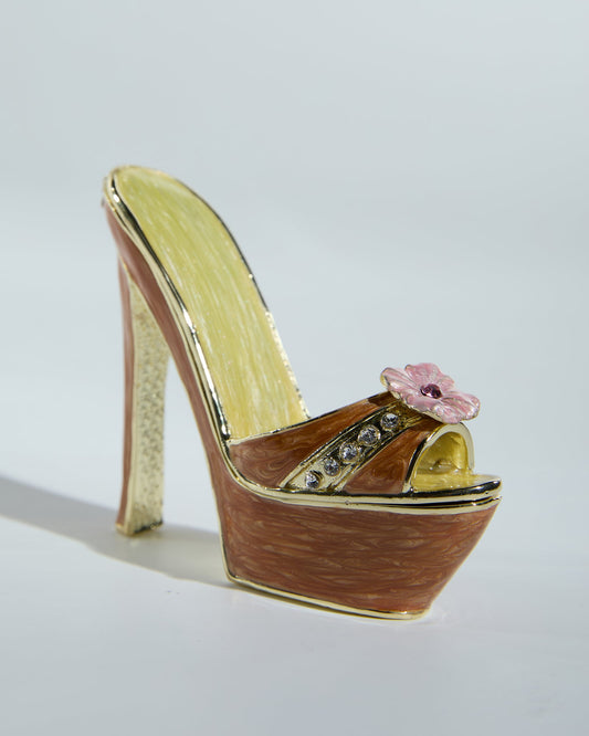 Earl Vintage Creative Slippers Ornament In Brown