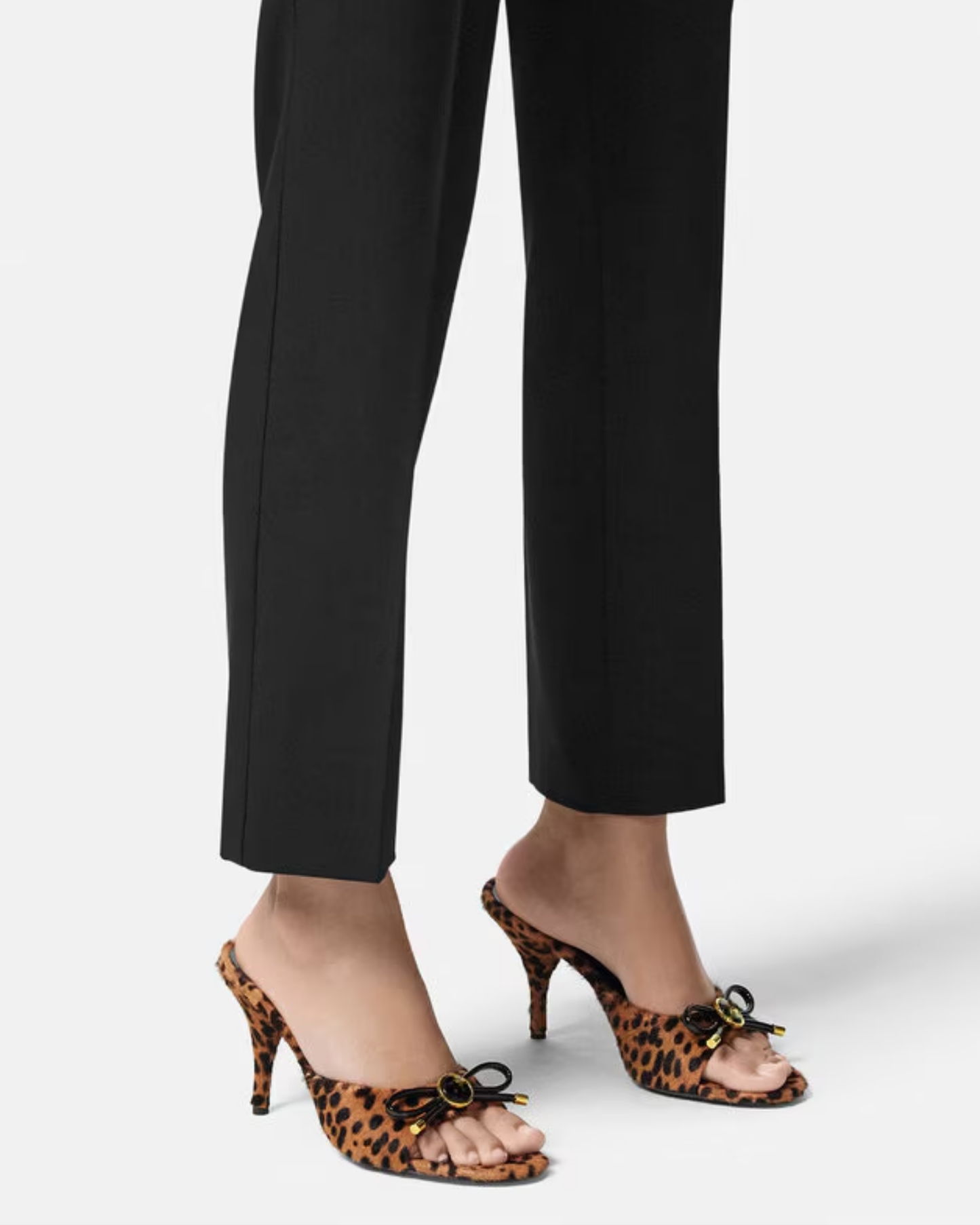 Eva Leopard Print Bow Velvet Slippers