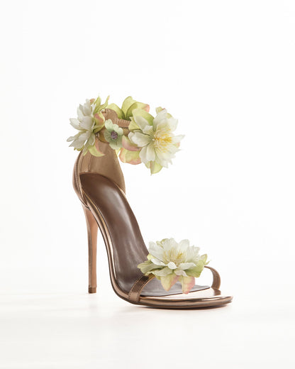 Fadwa 3D Flower Strap Sandals In Gold
