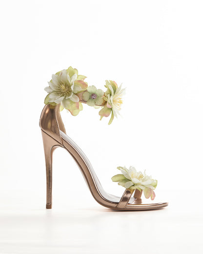 Fadwa 3D Flower Strap Sandals In Gold
