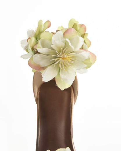 Fadwa 3D Flower Strap Sandals In Gold