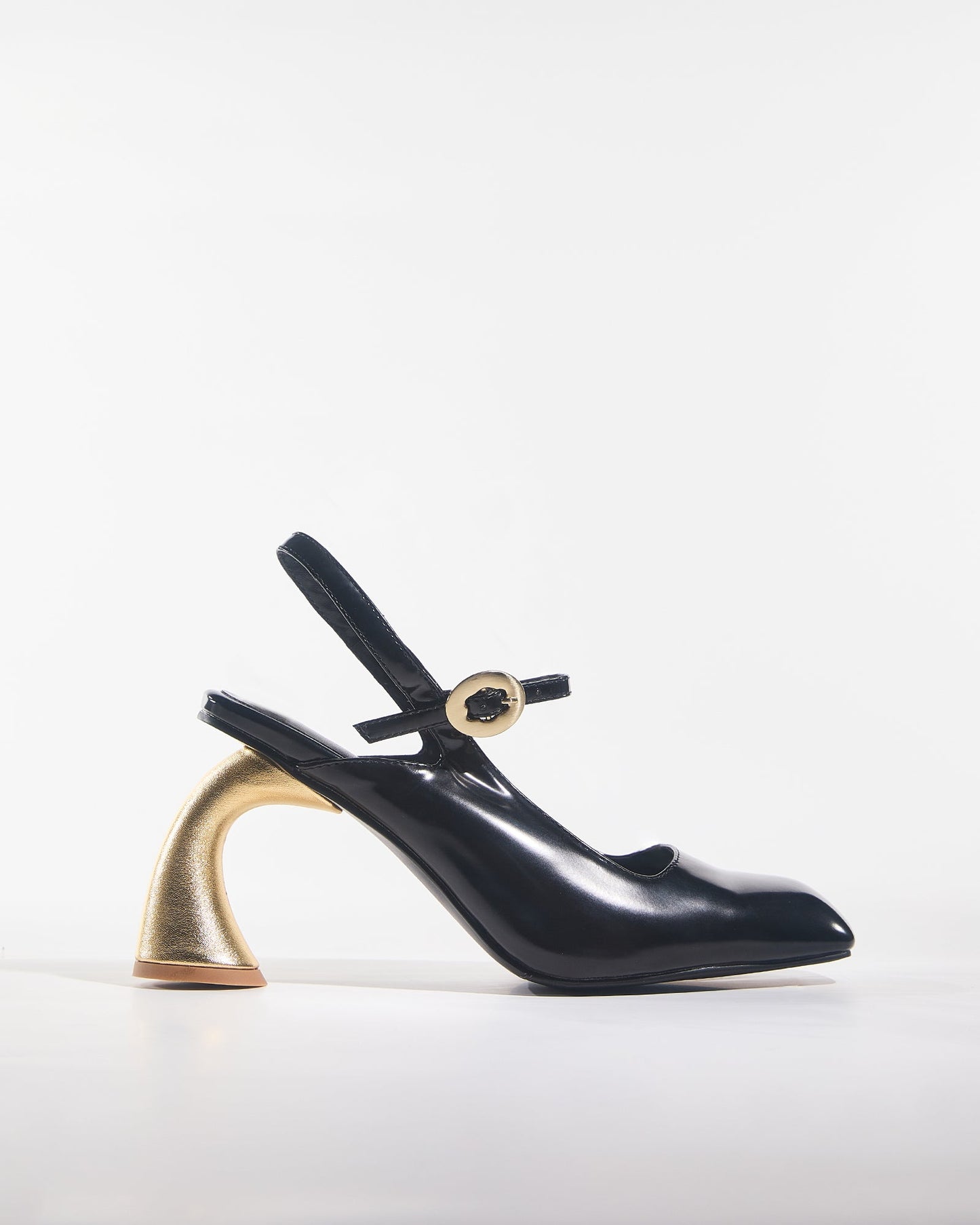 Fina Slingback Pumps In Black