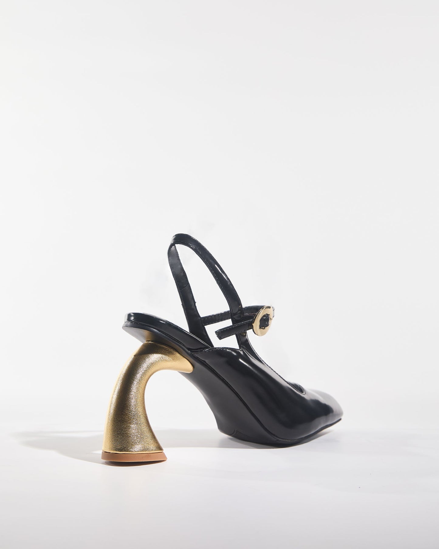 Fina Slingback Pumps In Black
