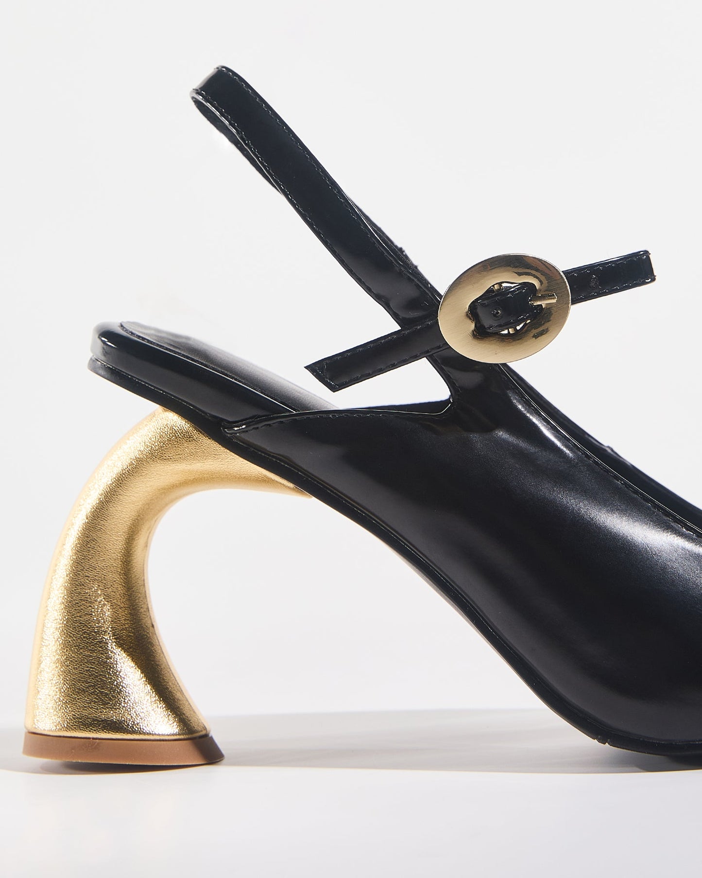 Fina Slingback Pumps In Black