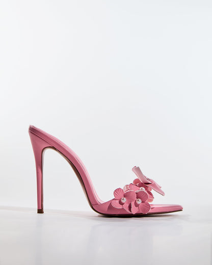 Fiona Pearl Flower Slippers In Pink