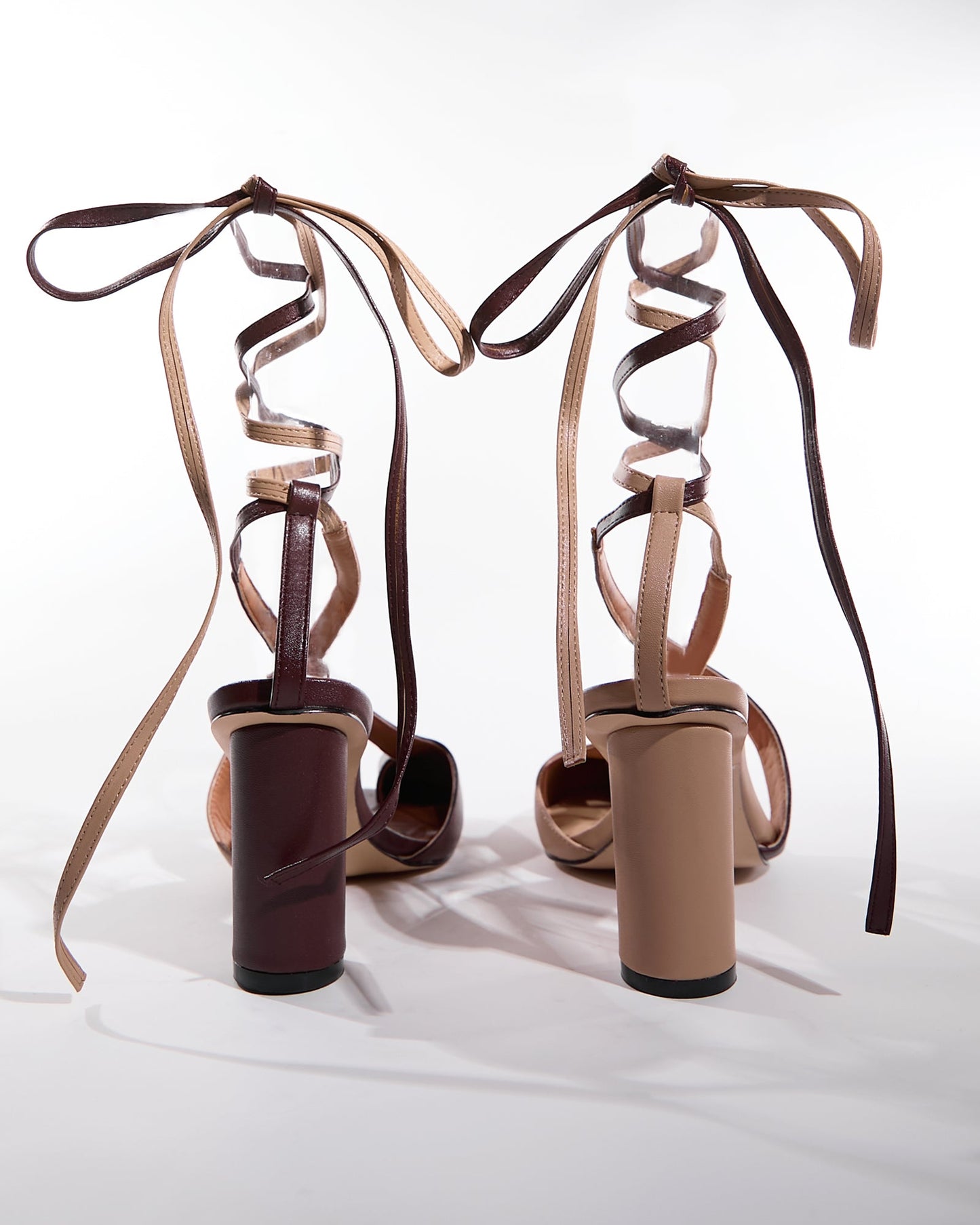 Fiore Split Toe Lace Up Sandals In Brown