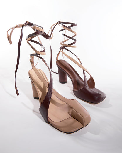 Fiore Split Toe Lace Up Sandals In Brown