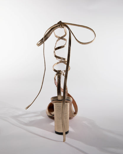 Fiore Split Toe Lace Up Sandals In Gold