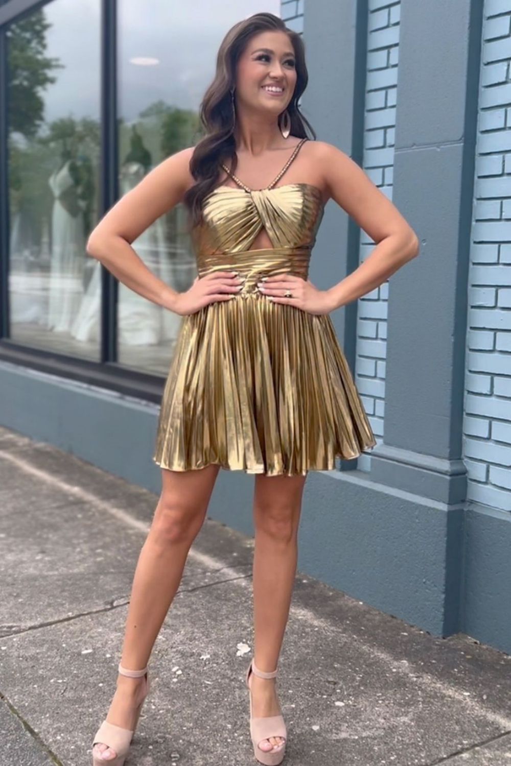 Gold Metallic A-Line Mini Dress with Halter Neck Cut Homecoming Dress