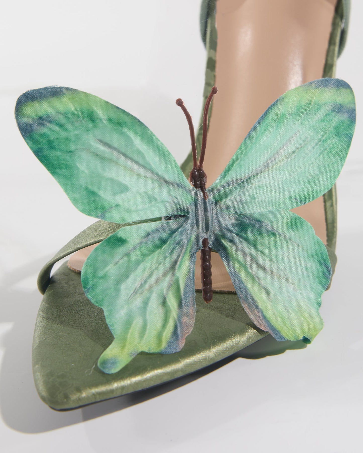 Io Butterfly Slingback Sandals In Green