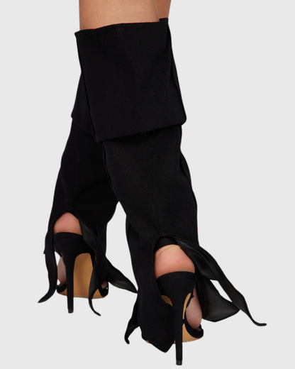 Isabetta Knee Hight Sandals In Black