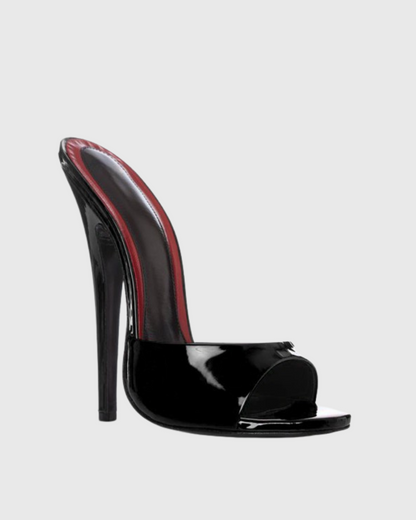 Jolie Patent Leather Slipper In Black