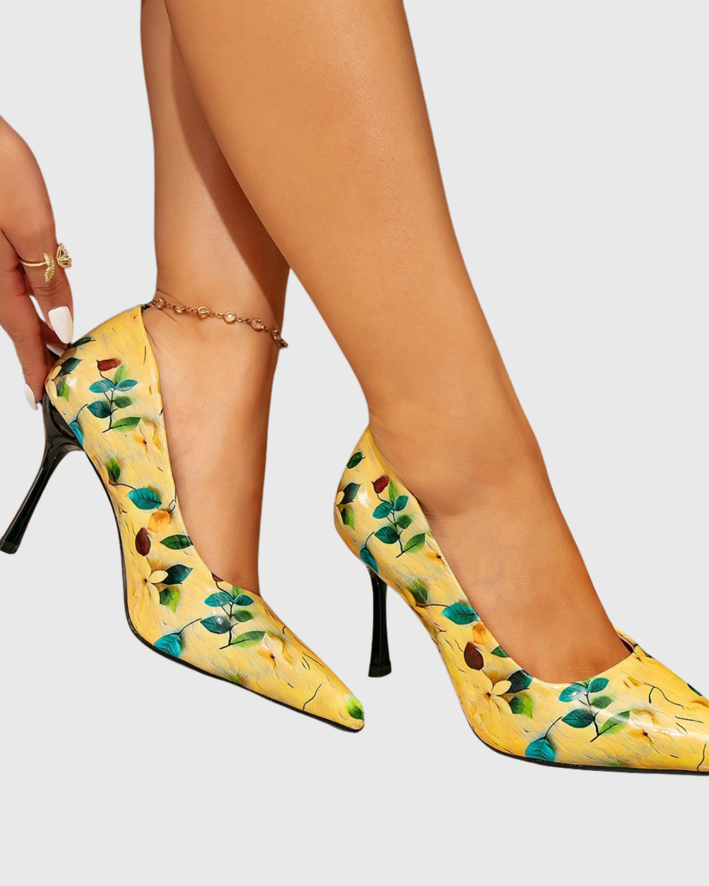 Le Jardin Floral Print Pumps In Custard